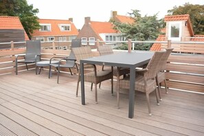 Buiten dineren