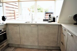 Private kitchen - Apartment in the centre of Domburg - Wijngaardstraat 6 (Domburg)
