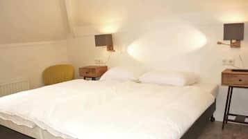 WiFi, bed sheets
