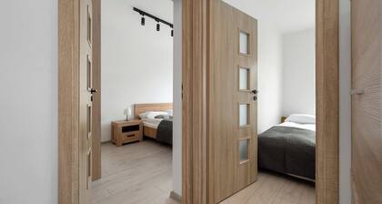 Spacious Apartment for Remote Work | Parking