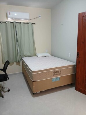 Acesso à internet, roupa de cama