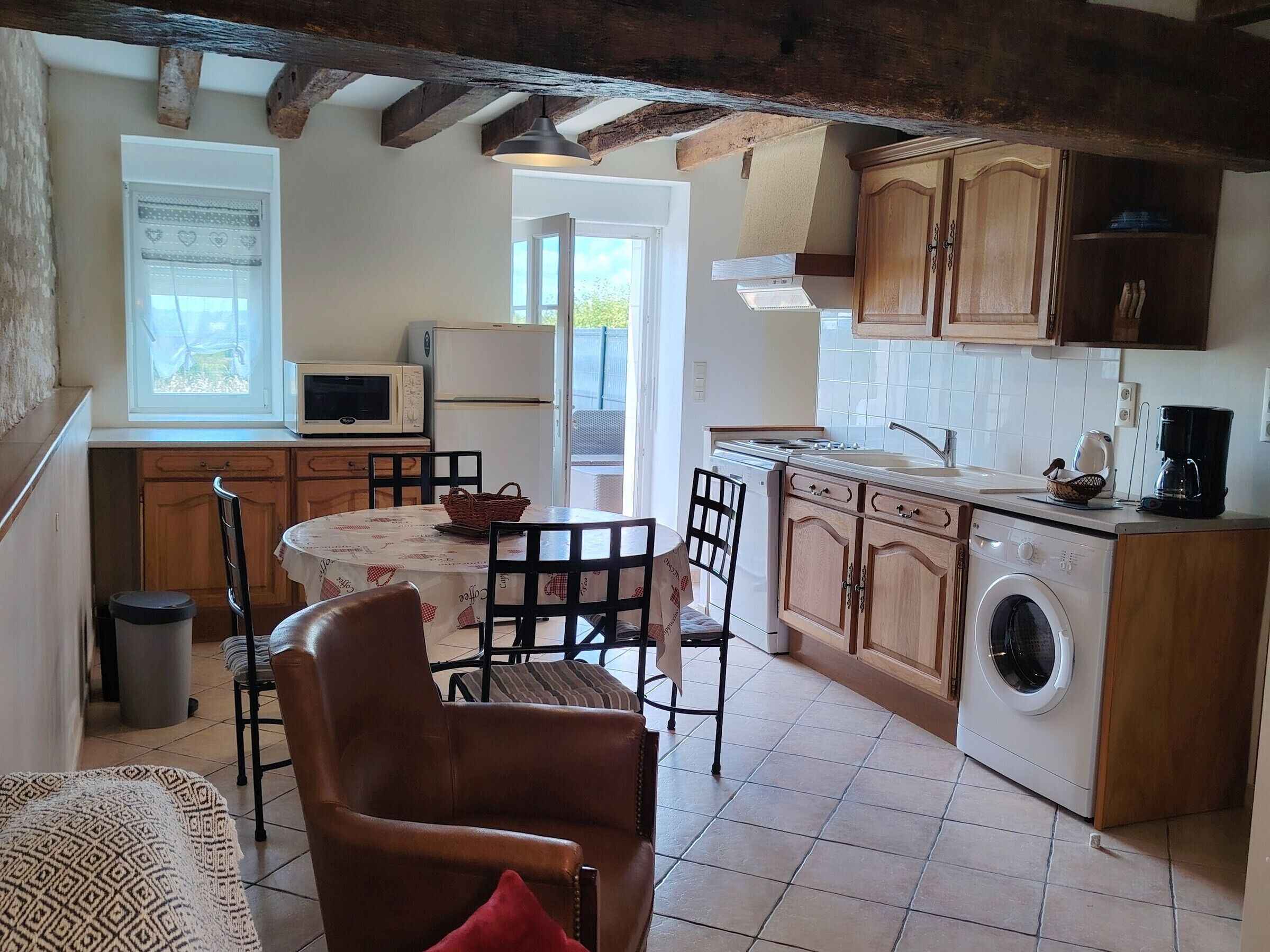 Fridge, microwave, dishwasher