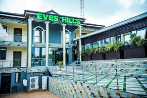Exterior - Eves Hills Hotel (Akropong)