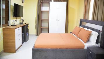 Langsir/tirai gelap terus, seterika/papan seterika, Wi-fi percuma