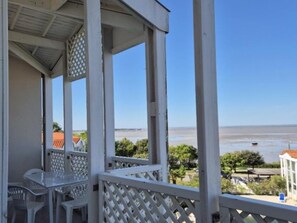 Outdoor dining - Apartment with sea view - 6 guests (Fouras)