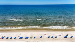 Beach - 1BR/1BA Condo with pool near beach & little lagoon - Sleeps 4 (Gulf Shores)