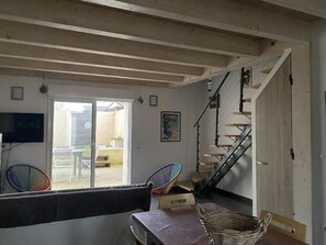 Unclassified image, 3 of 20, button - Stone house in the village center - 6 guests (Saint-Laurent-de-la-Prée)