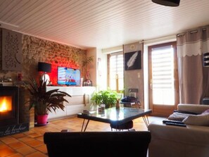 Living area - Charming house, near beaches - guests (Saint-Laurent-de-la-Prée)