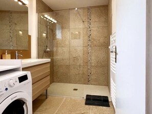 Bathroom - Cozy lodging near Rochefort - 4 guests (Vergeroux)