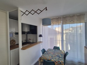 Unclassified image, 2 of 25, button - Charming central apartment - 4 guests (Fouras)