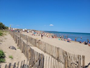 On the beach - Cozy studio, beach access - 2 guests (Cap d'Agde)