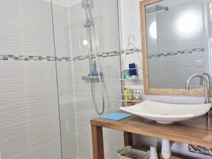 Bathroom - Townhouse, city center - 4 guests (Fouras)