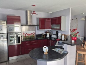 Private kitchen - Spacious house, pets welcome - 6 guests (Fouras)