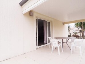 Outdoor dining - Spacious house, pets welcome - 6 guests (Fouras)