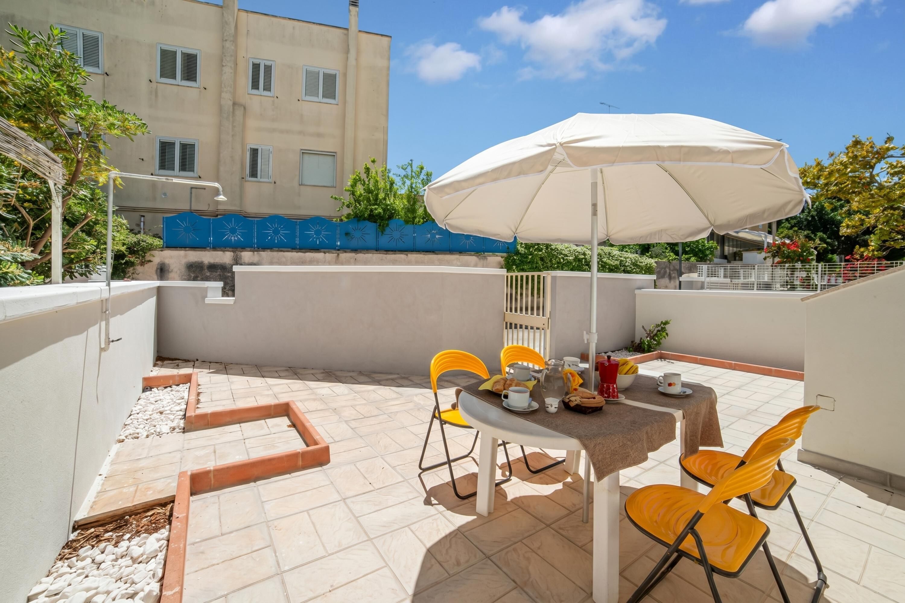 Casa familiar, 2 dormitoris, microones (Trilocale Sole in Otranto near the) | Servei de restauració a l'aire lliure