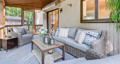 Ocean Pines 3BR Home Near Ocean City w/ Screened Porch & Fireplace