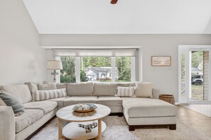 Living area - Ocean Pines 3BR Home Near Ocean City w/ Screened Porch & Fireplace (Berlin)