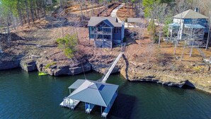 Exterior - Luxurious High End Family Friendly Lake House. Dock, Floats, 10 min to Trident. (Crane Hill)