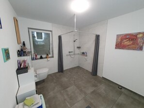 Bathroom - Vrbo Property (Bebra)