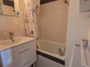 Bathroom - Studio cabin with parking - 4 guests (Cap d'Agde)