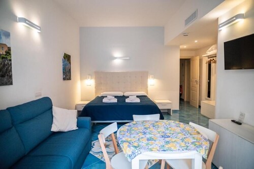 Divina Holiday Apartments