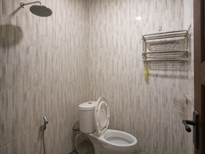 Basic-Doppelzimmer | Badezimmer