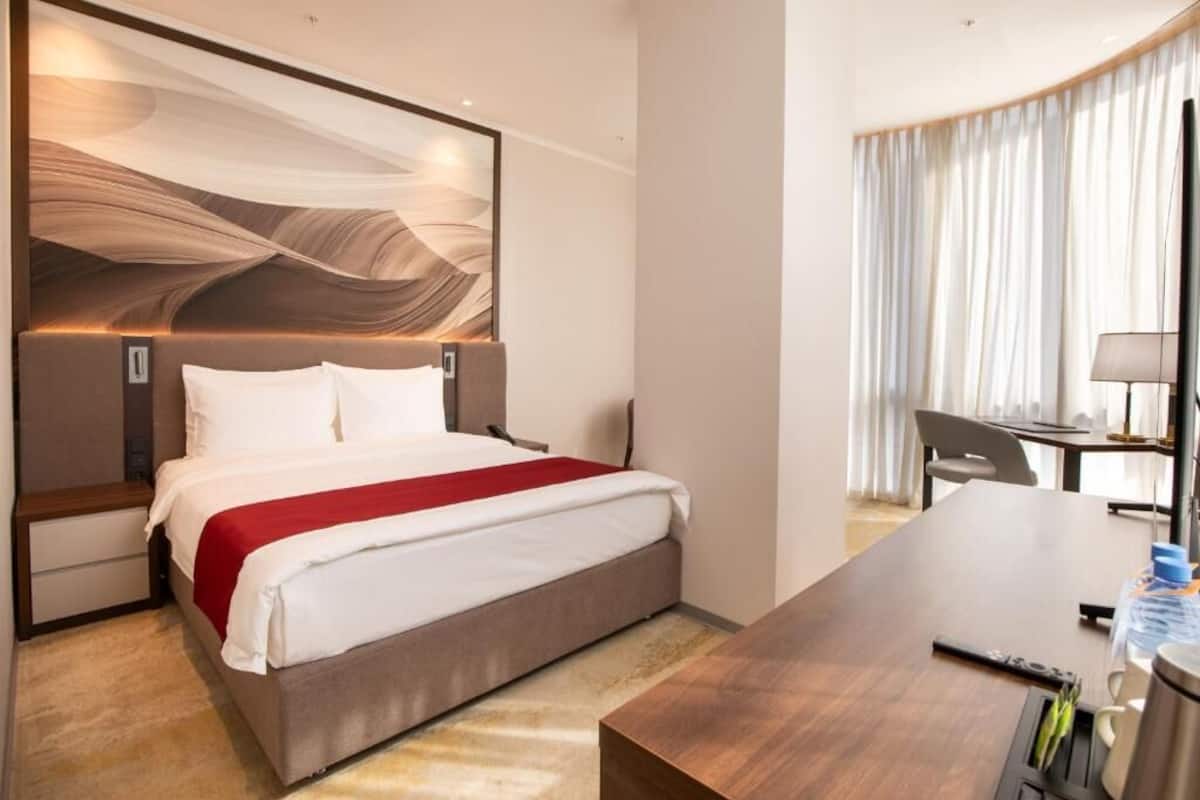 Superior Double Room, City View | In-room safe, blackout drapes, soundproofing