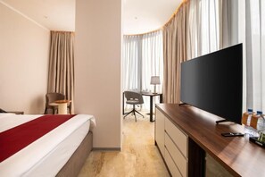 Superior Double Room, City View - Zumma Hotel (Almaty)