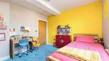 5 bedrooms, free WiFi, individually decorated, individually furnished