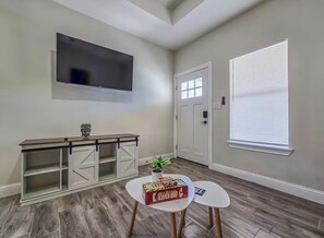Interior - Terrific 2-bedroom house with AC in a minute from Kickapoo Lucky casino (Eagle Pass)