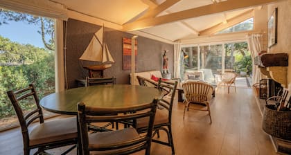 Entre l'océan et le Bassin, proche de la pointe, maison avec grand jardin