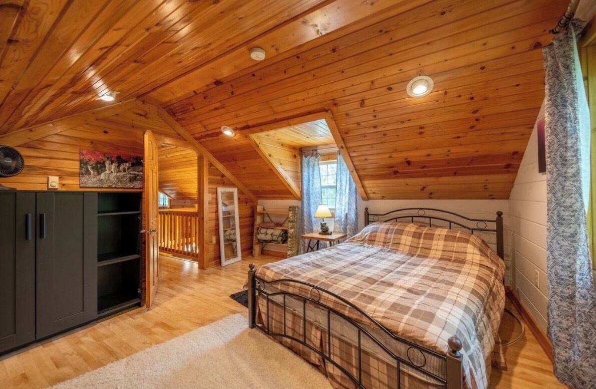 3 bedrooms, WiFi (free), bed sheets