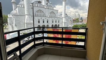 Twin Room, Balcony, City View | Terrace/patio