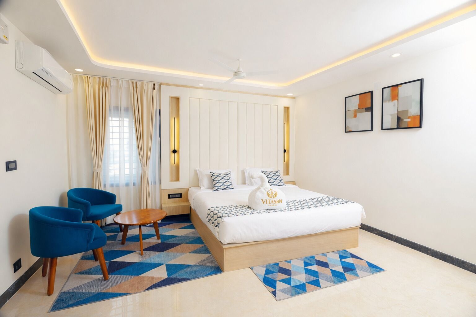 Luxury Suite, City View