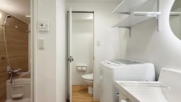 Comfort Apartment, Balcony | Bathroom