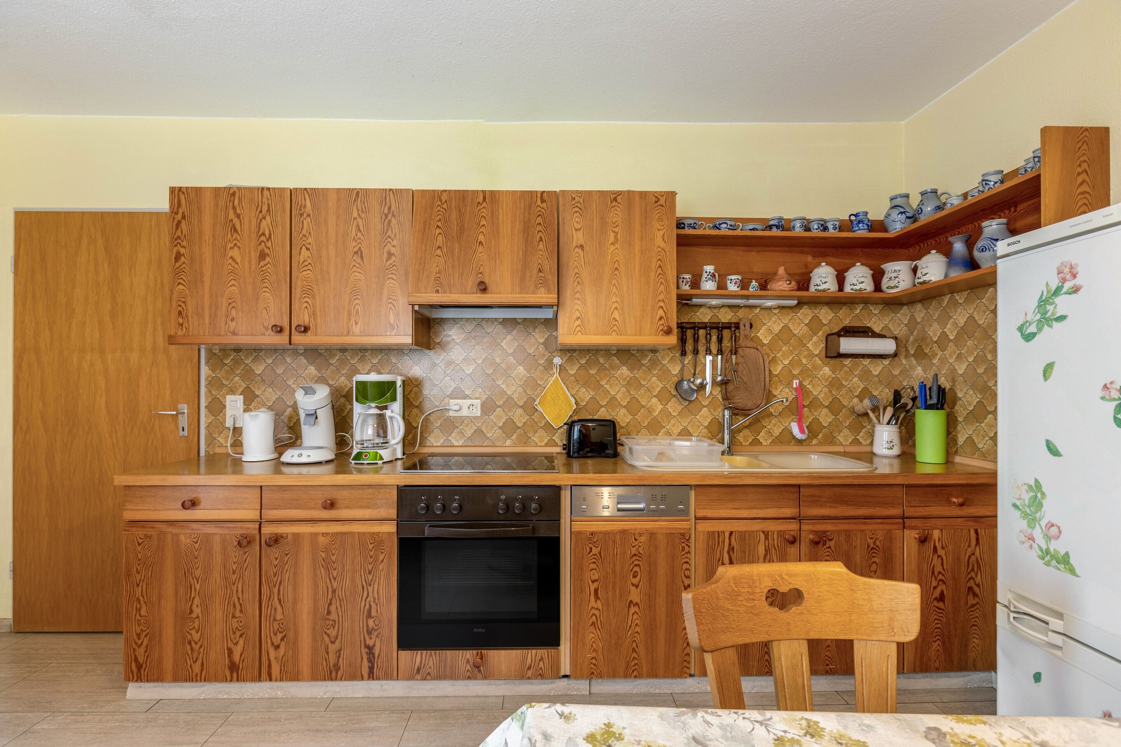 Geladeira, fogão, cooktop, lava-louças