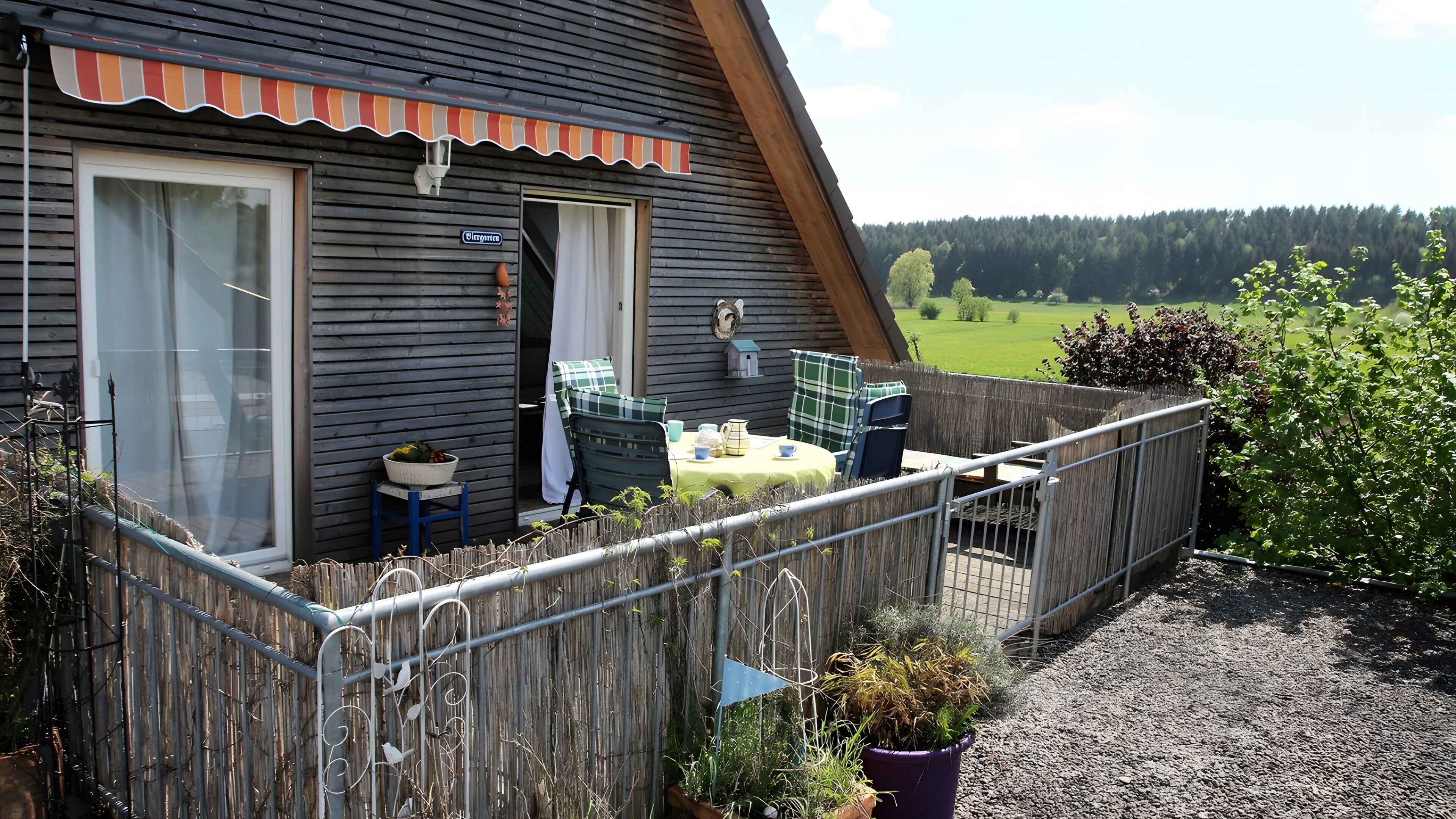 Ulkoruokailutilat