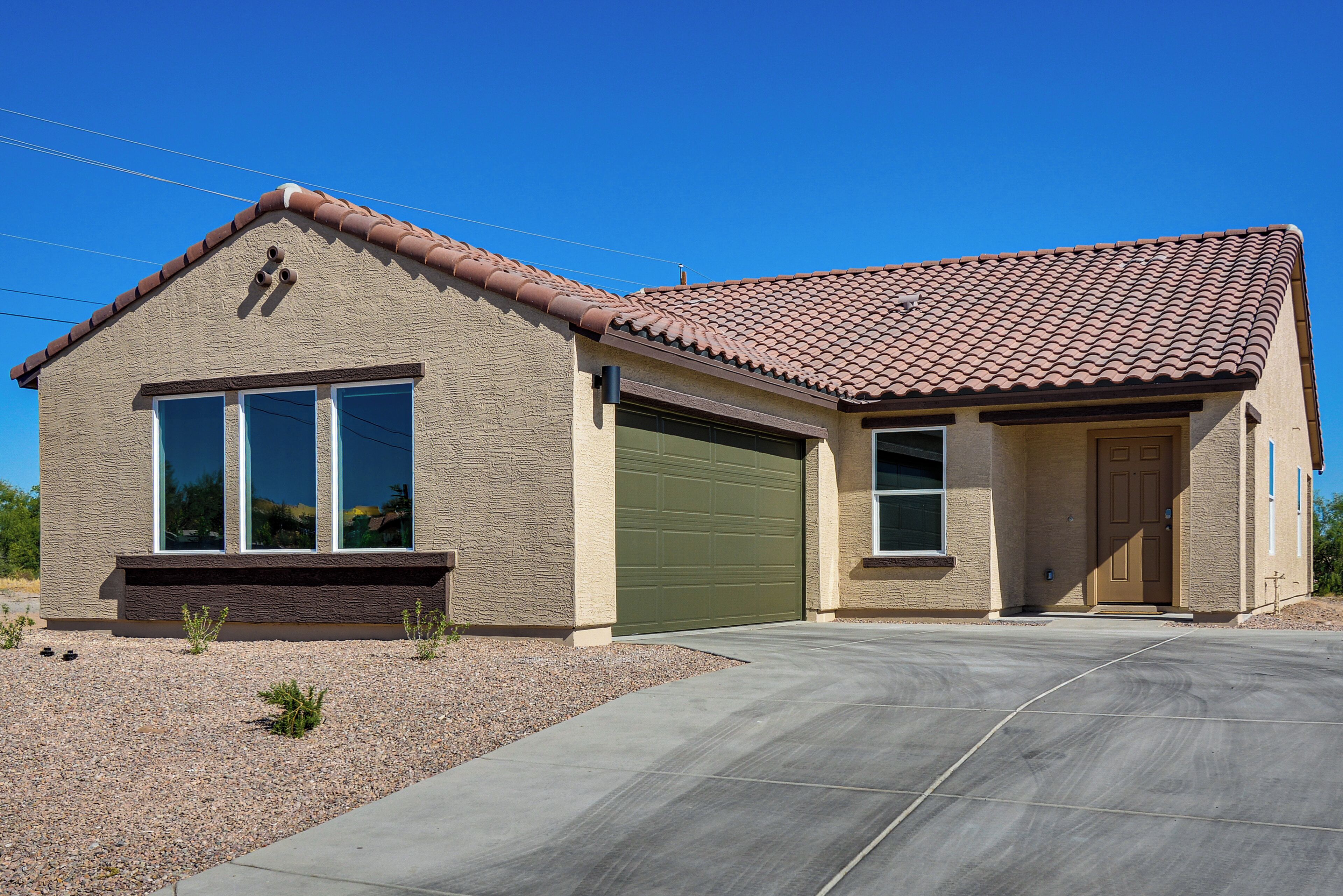 House (3 Bedrooms) | Front of property