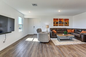 House (3 Bedrooms) | Interior - Wickenburg Golf Getaway w/ Patio & Yard! (Wickenburg)