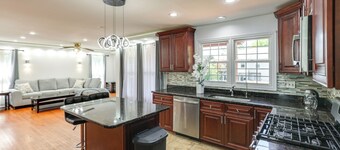 1 Mi to Main St! Family-friendly Reisterstown Home