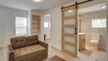 Apartment (1 Bedroom) | Interior