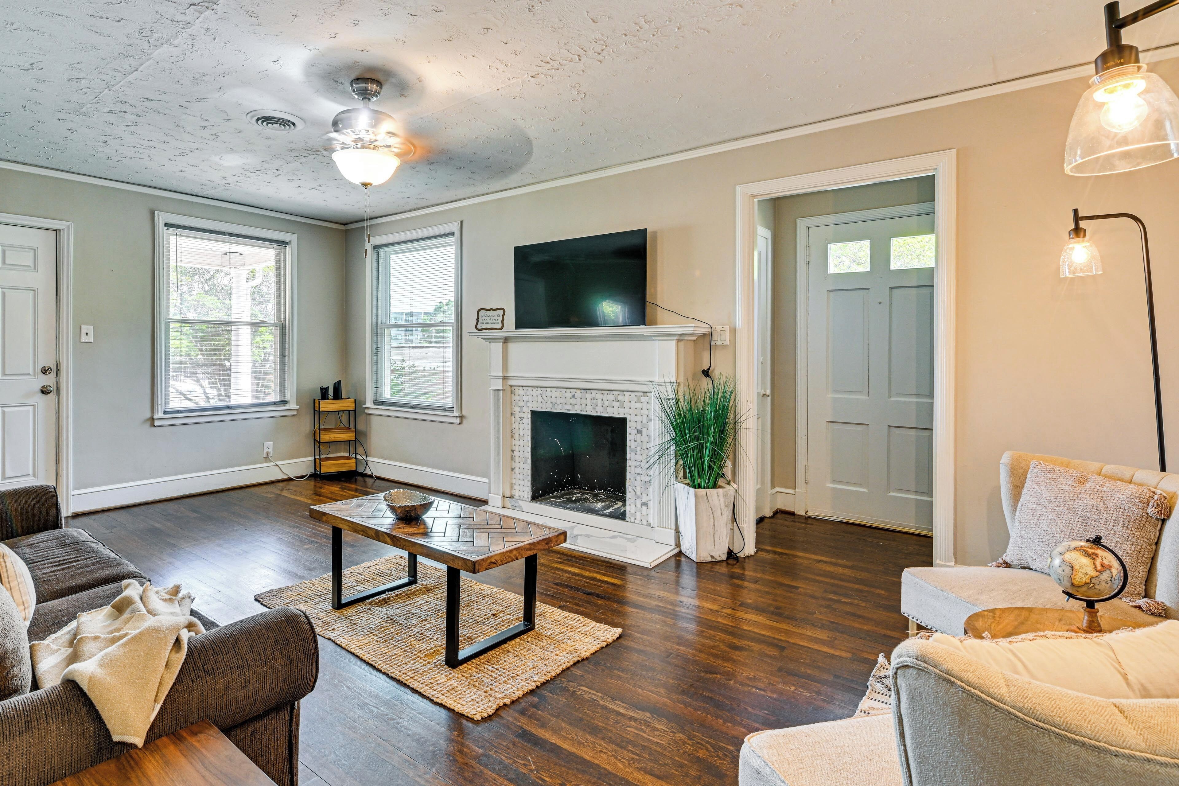 House (2 Bedrooms) | Interior