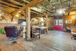 House (3 Bedrooms) | Interior - Group Getaway in Historic Barn: 2 Mi to Rushville (Rushville)
