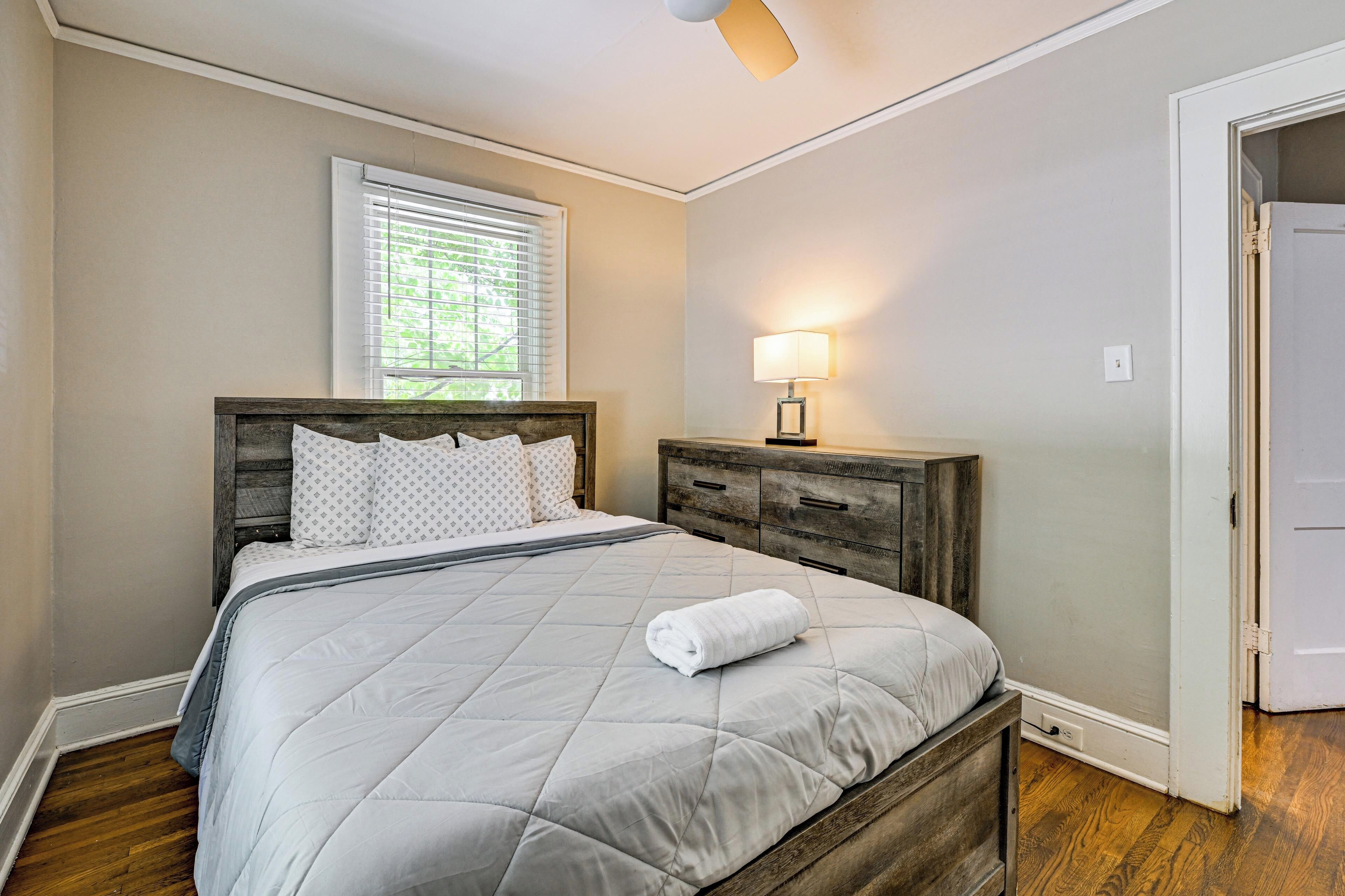 House (2 Bedrooms) | Interior