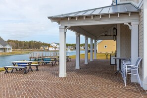 Outdoor dining - Nest at Great Egret in Beau Coast w/Community Pool (Beaufort)