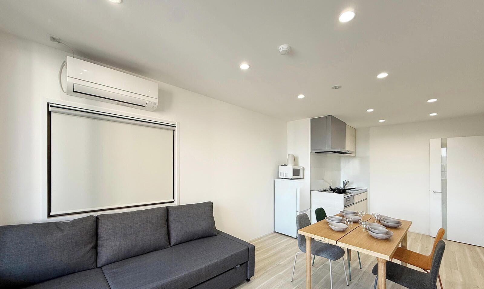 Apartemen Kota | Area keluarga | Smart TV 65-inci dengan saluran TV kabel