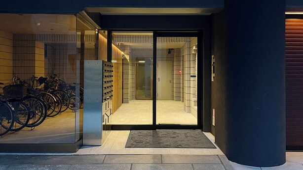 A hotel entrance with a sign reading 'Lafort honkawa.' - Lafort Honkawa (Hiroshima City)