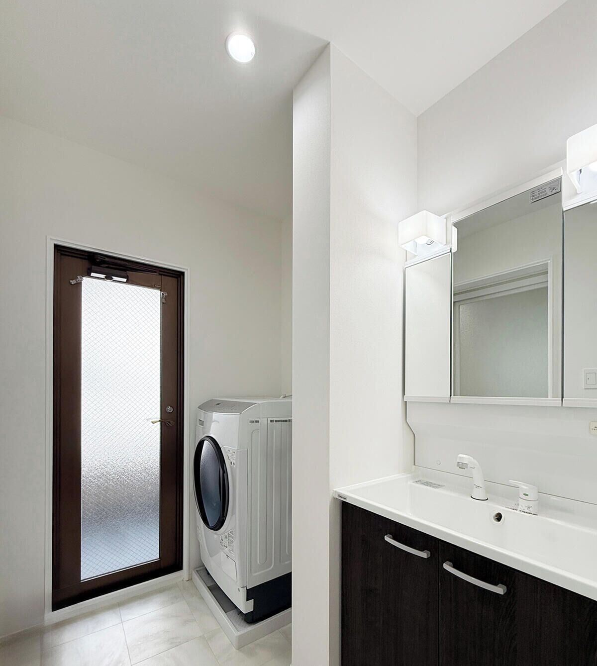 Family Apartment, City View | Bathroom