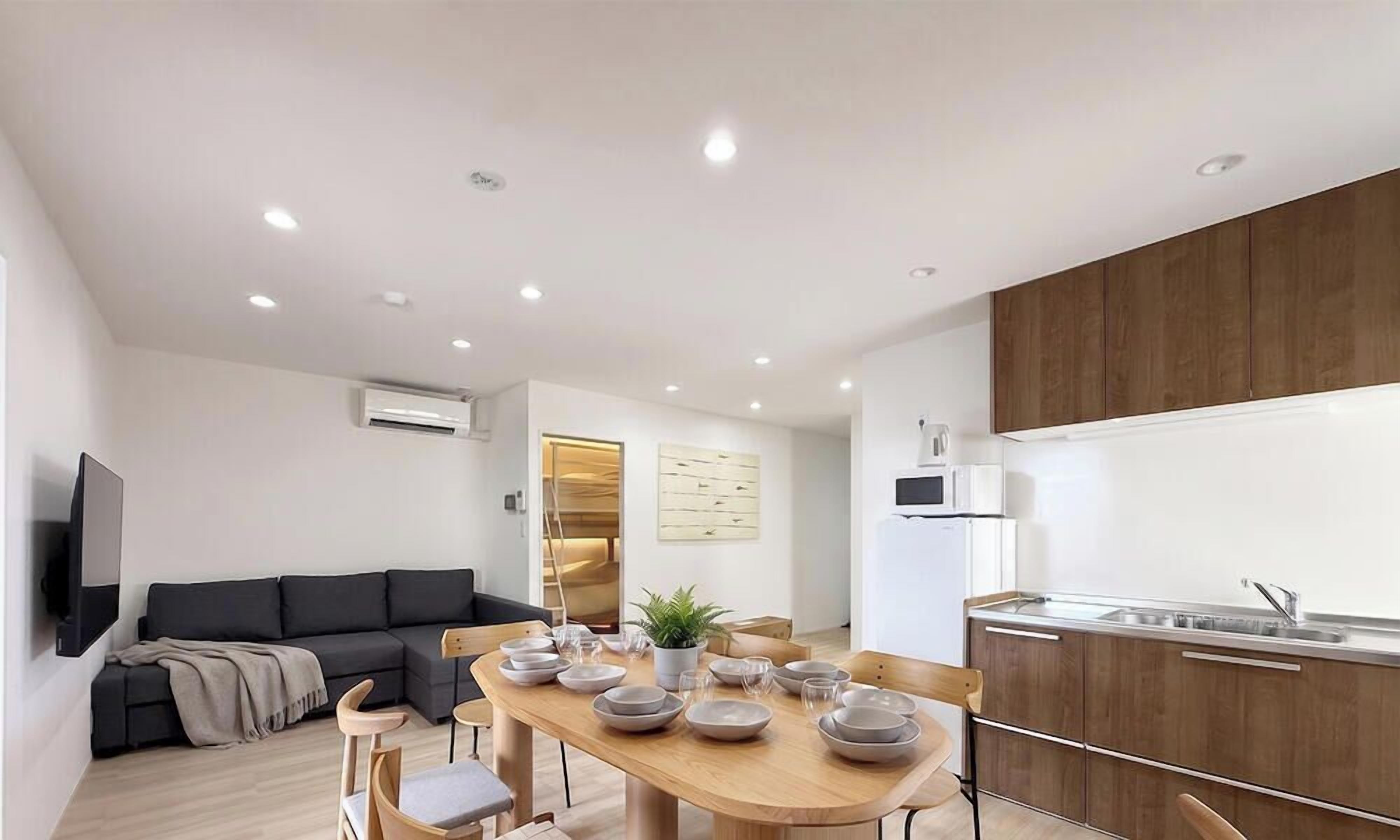 Family Apartment, City View
