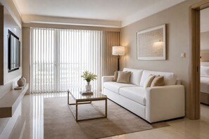 Standard Room | Living area - Maple Leaf Stayhotels (Toronto)